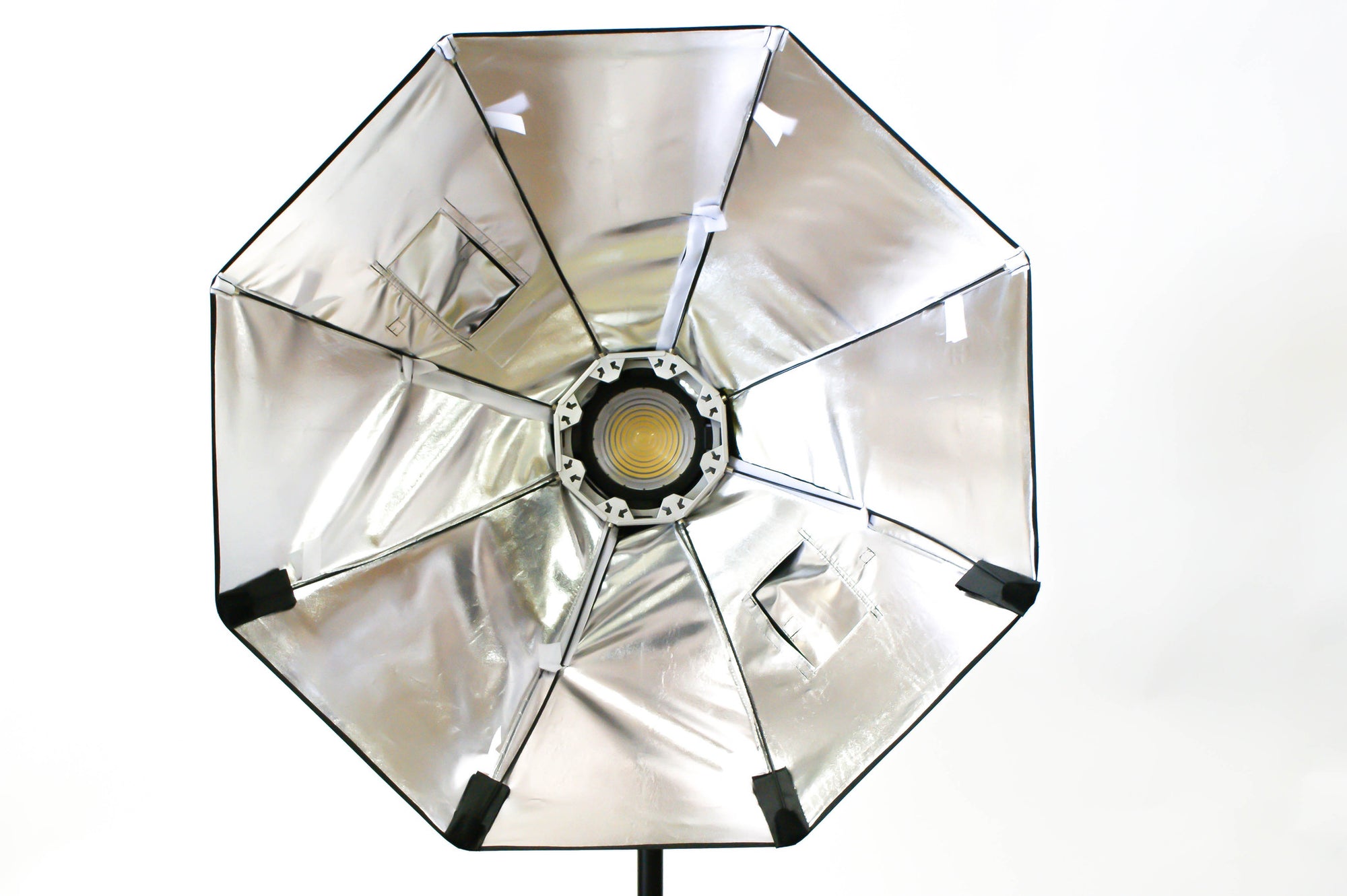 Light Cannon - F-165 5500k AC/DC - Battery & AC Power High Output 165W LED 5" Fresnel - W/ Wifi